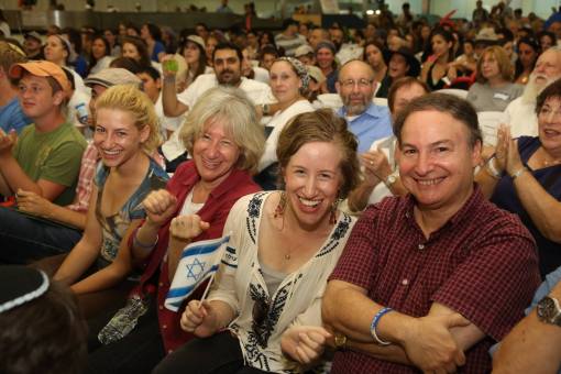 Israel Welcomed Hundreds of New Olim On Their 50th Charter Flight Last Month